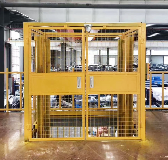 长沙智能导轨式升降机亮相